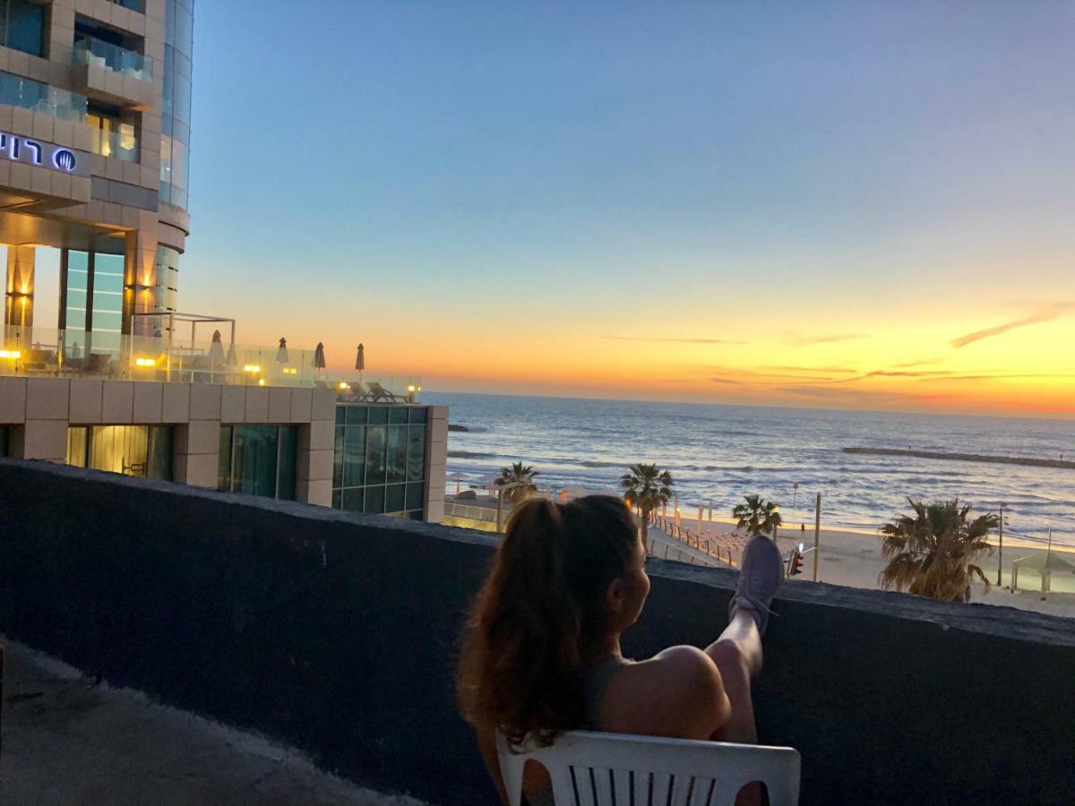 Apartment Front Rooftop Tel Aviv